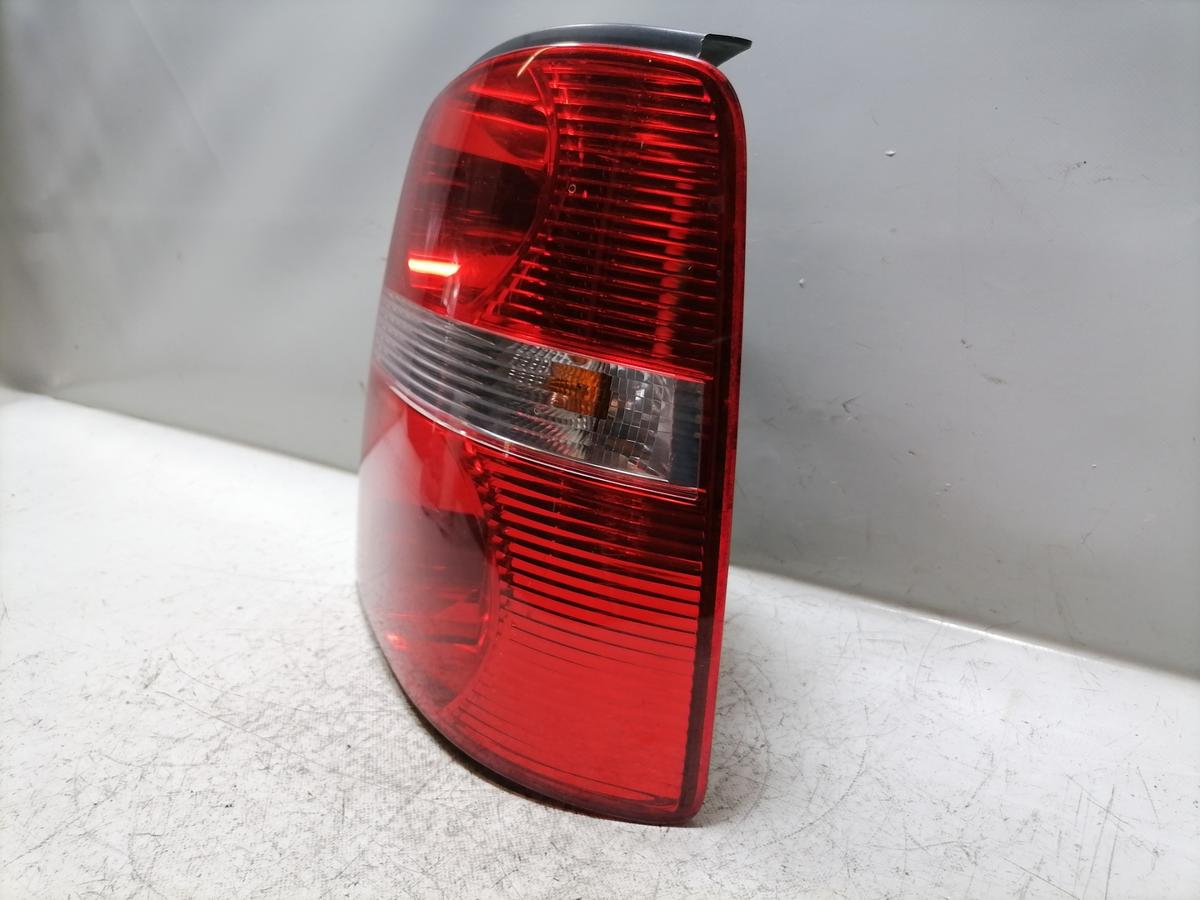 VW Touran 1T original R&uuml;cklicht R&uuml;ckleuchte Schlussleuchte rechts Bj.2006